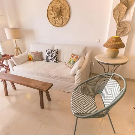 Marivi Park Villa *